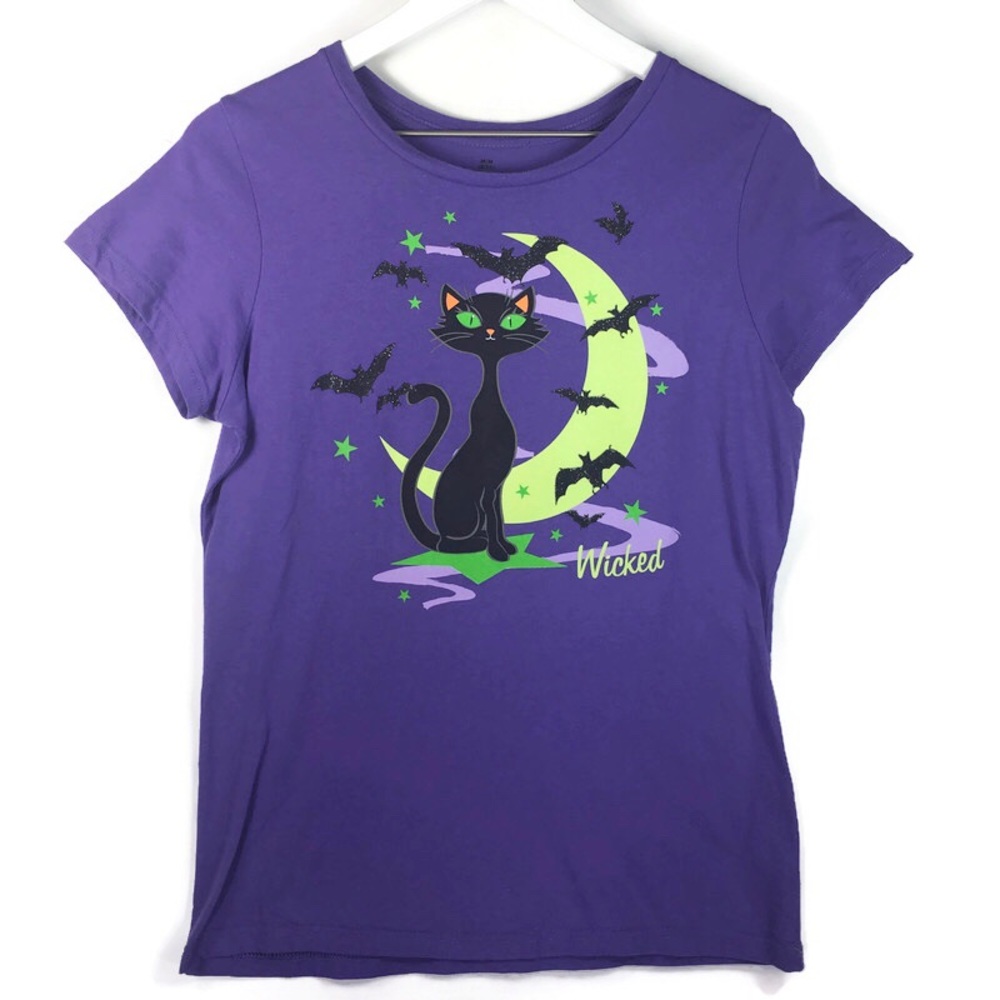 Black cat Halloween wicked t shirt medium